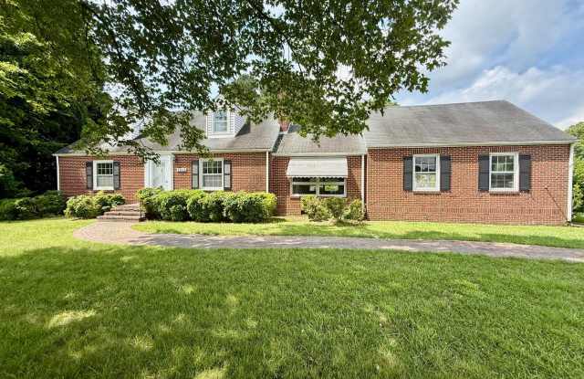 Three bedroom, 1.5 bath house in Graham photos photos