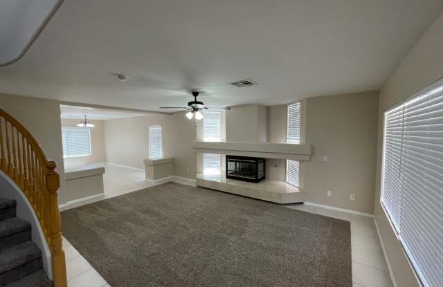 6 bedroom Pool home Silverado Ranch Gallery 2
