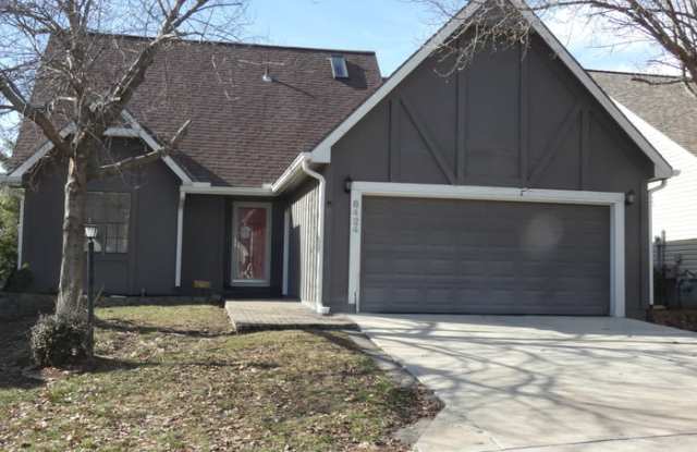 8424 North Chatham Avenue - 8424 North Chatham Avenue, Kansas City, MO 64154