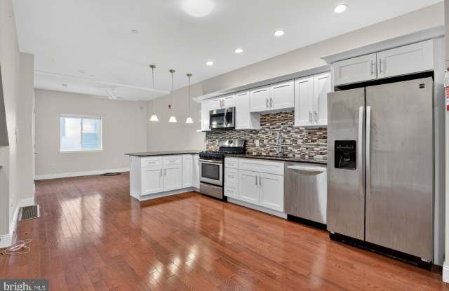 1802 E HUNTINGDON Street unit: 1 - 1802 East Huntingdon Street, Philadelphia, PA 19125