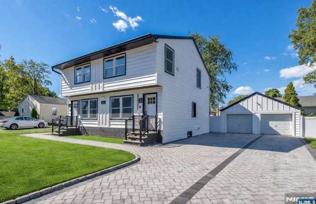 715 Evans Street 2 photos photos