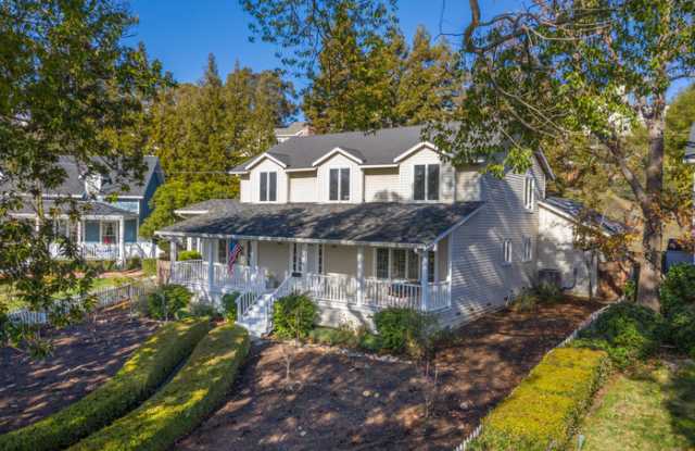 909 Jefferson Street - 909 Jefferson Street, Benicia, CA 94510