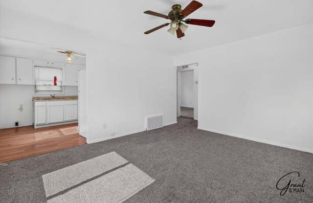 $1200 2 bedroom Gallery 3