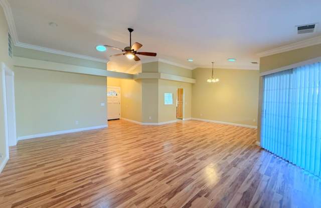 1013 Deerfield Ct Gallery 3