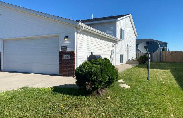 3 Bedroom Twinhome in South Moorhead! photos photos