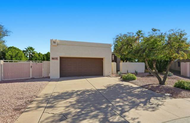 Newly remodeled and pristine in Scottsdale! photos photos
