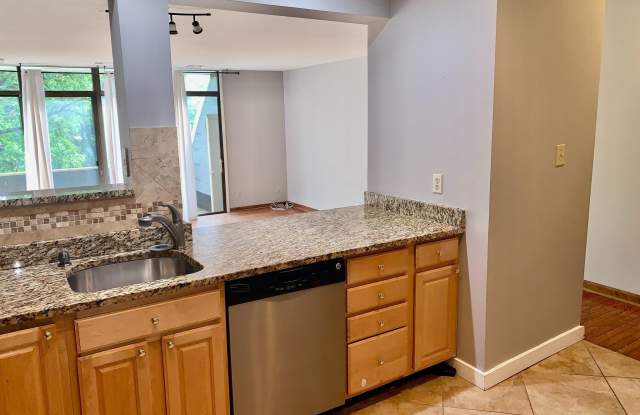 2218 S QUINCY STREET photos photos