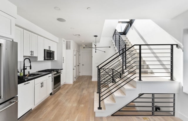 631 Saratoga St Unit 4 - 631 Saratoga Street, Boston, MA 02128