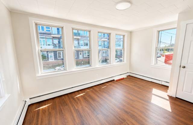 320 Franklin Ave photos photos