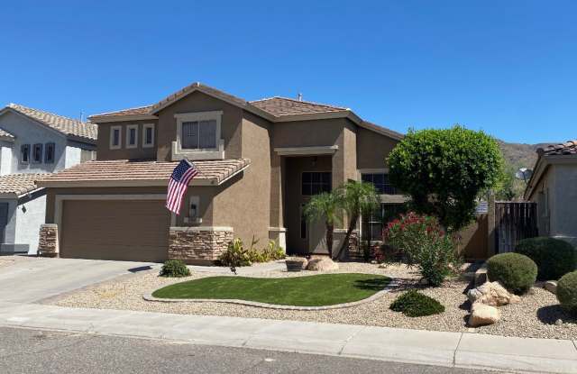 5 BEDROOM/ 3 BATH WITH PRIVATE POOL IN FOOTHILLS/AHWATUKEE...FORMER MODEL HOME - 1842 West Brookwood Court, Phoenix, AZ 85045