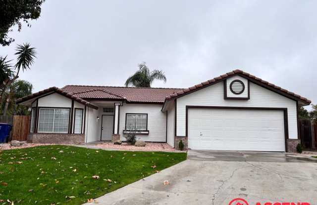 Beautiful 4 Bedroom Home In Rosedale! - 9017 Saint Jean Court, Bakersfield, CA 93312