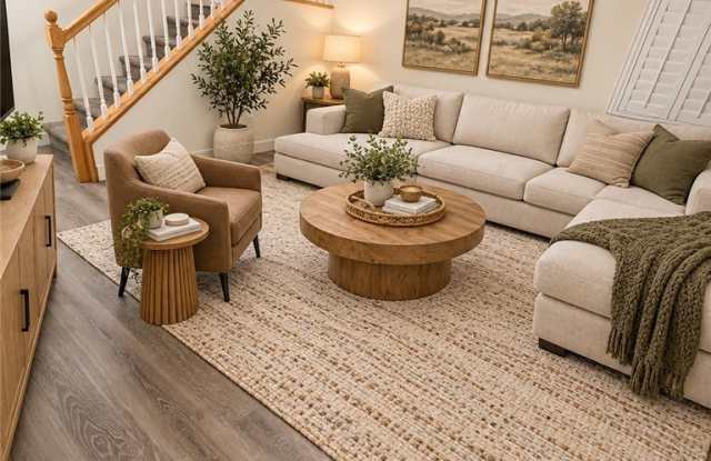6485 Abbotsford House Court Gallery 1