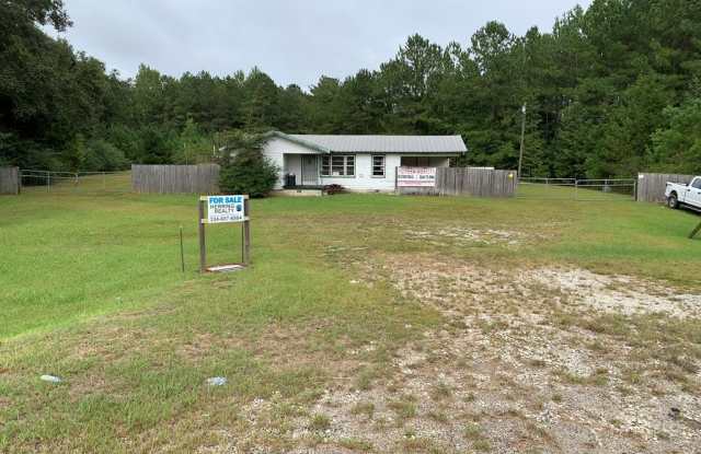 2080 Highway 231 North - 2080 N US Highway 231, Ozark, AL 36360