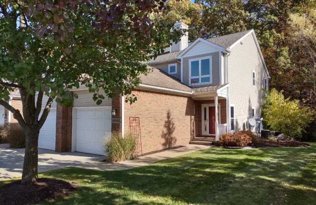 5585 Woodruff Shore Drive photos photos