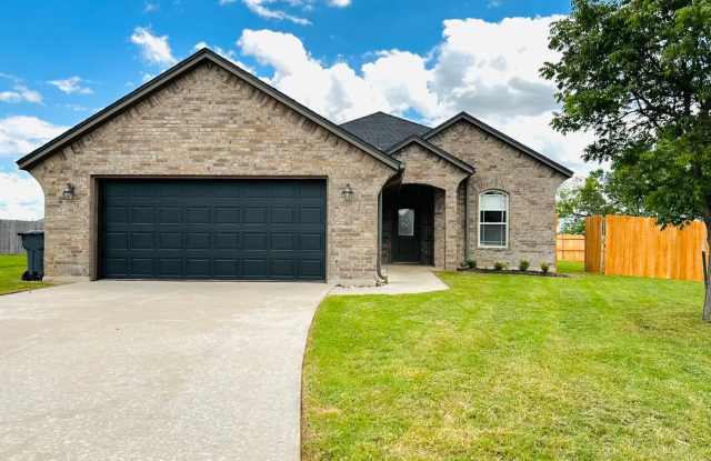 7904 SW Powell Ct - HOT New Listing - COMING SOON!! photos photos