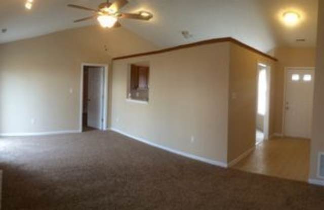 6740 Granger Lane Gallery 4