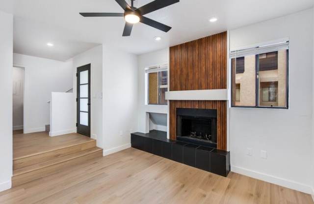 4324 North 13th Place Gallery 2