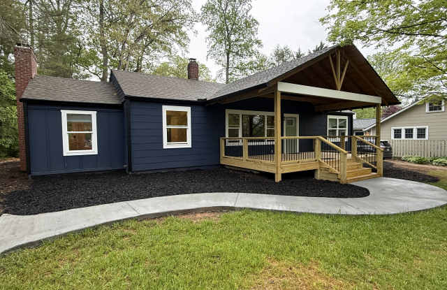 351 Maple Street photos photos