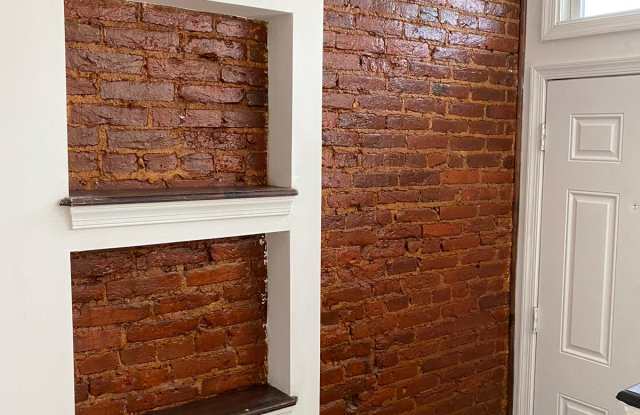 1545 North Fulton Avenue Gallery 3