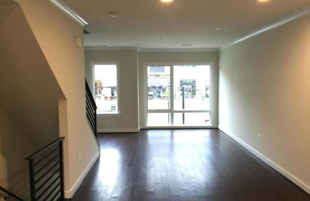 231 CROWN PARK AVENUE Gallery 2