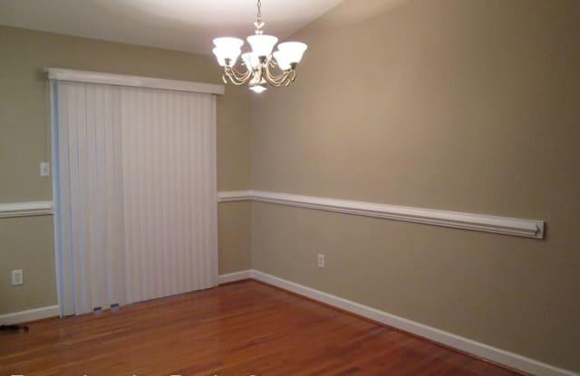 4326 Laurel Oak Road Gallery 3