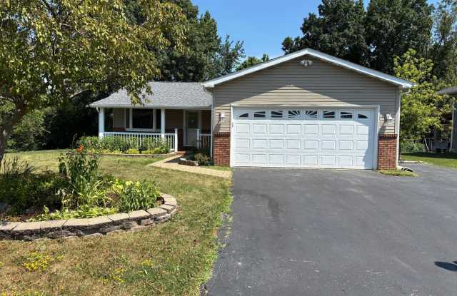 1886 Loganberry Lane photos photos