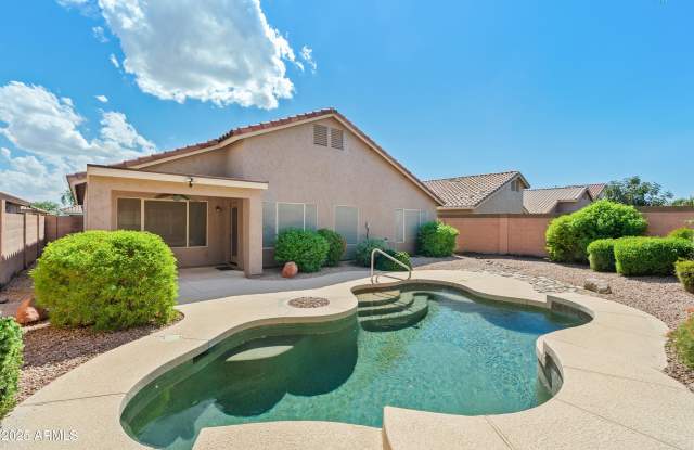 5126 E LIBBY Street photos photos