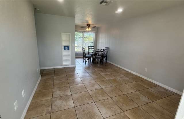 1103 Wesley Street W Gallery 2