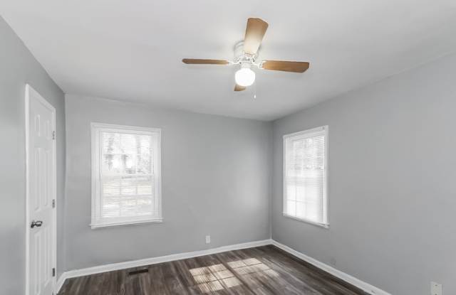 1392 Lorenzo Drive Southwest Gallery 2
