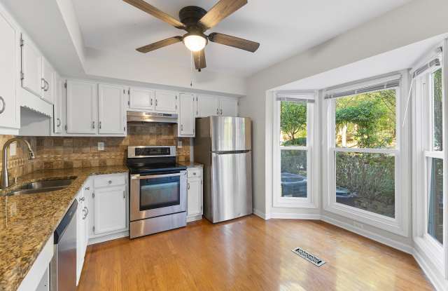 5973 Dixon Drive Gallery 2