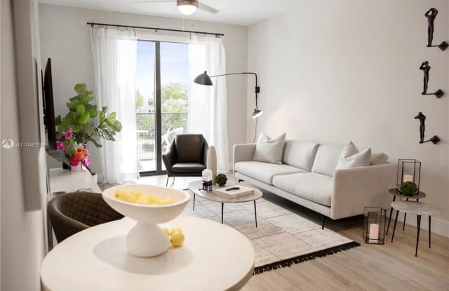 9490 NW 41 St - 9490 NW 41st St, Doral, FL 33178