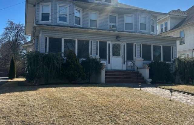 22 Park Ave - 22 Park Avenue, Caldwell, NJ 07006