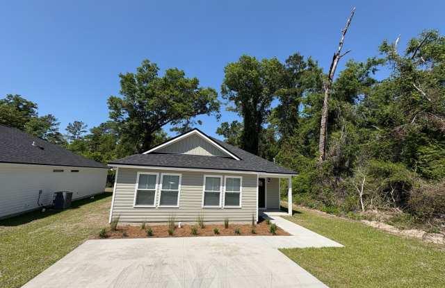 New 4 Bedroom Home Available Now photos photos