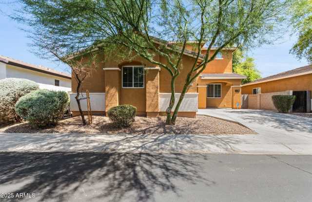 2730 E ELLIS Street photos photos