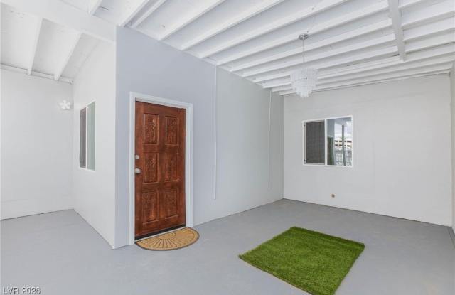 3008 Lawndale Street Gallery 2
