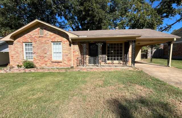 Renovated 3 Bedroom 1.5 Bath Home for Rent!! Gallery 1