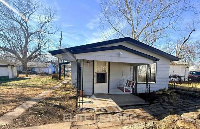 1 Bedroom | 1 Bathroom | Bonus Room | Garage photos photos 1 Bedroom | 1 Bathroom | Bonus Room | Garage photos photos