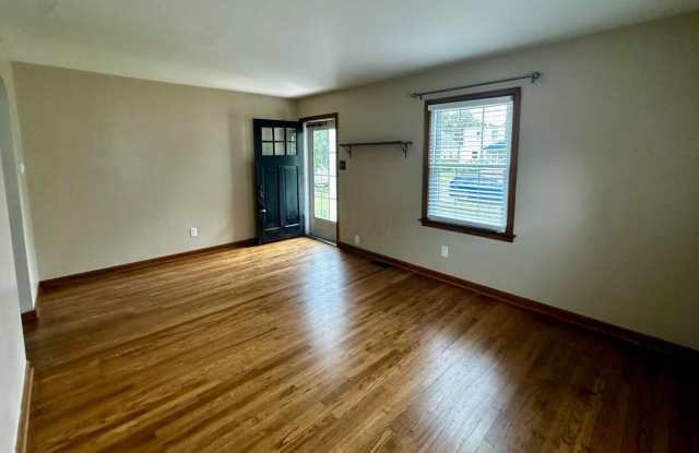 2778 Bellwood Avenue Gallery 3