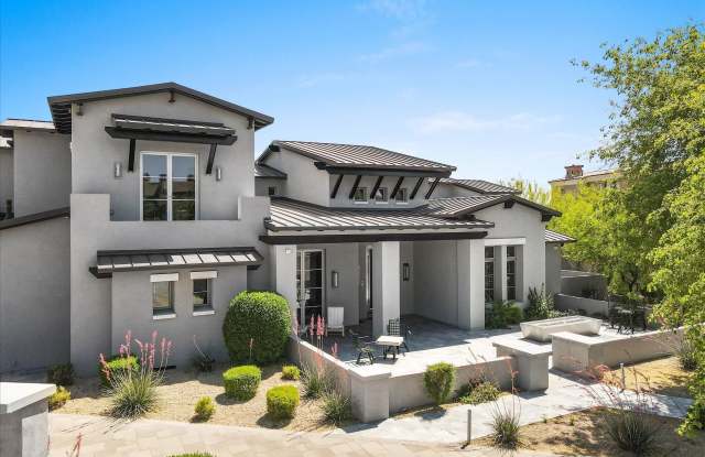 9979 E TOMS THUMB -- photos photos