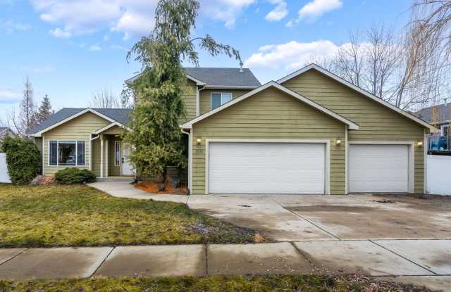 Beautiful Mead School District Home - 3708 West Jay Street, Spokane County, WA 99208