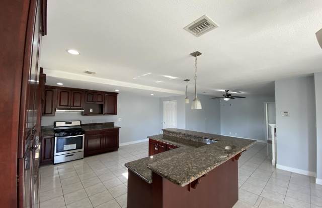 10903 Hoback Street Gallery 3