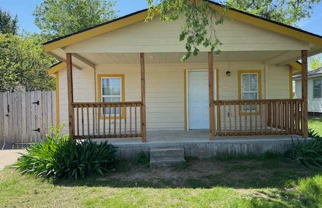 1504 Northwest Taylor Avenue - 1504 Northwest Taylor Avenue, Lawton, OK 73507
