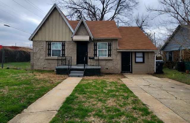 4 Bedroom House Available now in OKC - 912 Southwest 35th Street, Oklahoma City, OK 73109