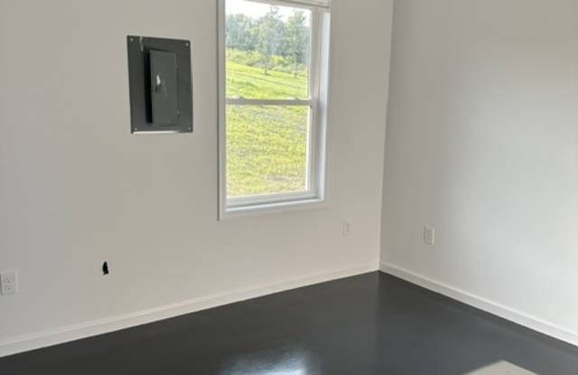 226 Pleasantview Drive Gallery 4