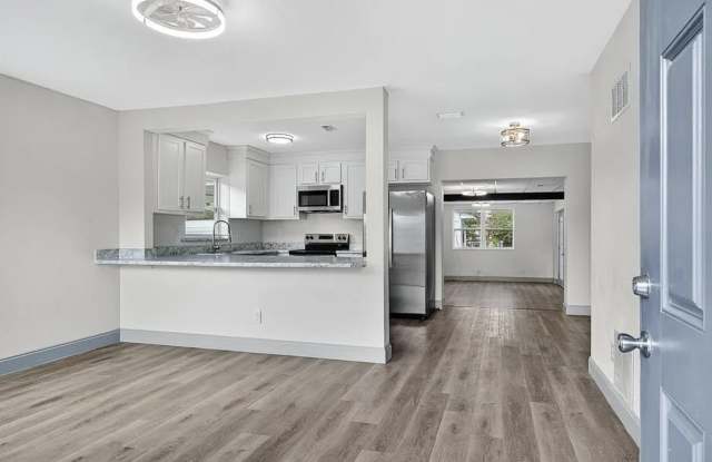 1850 Harvester St photos photos