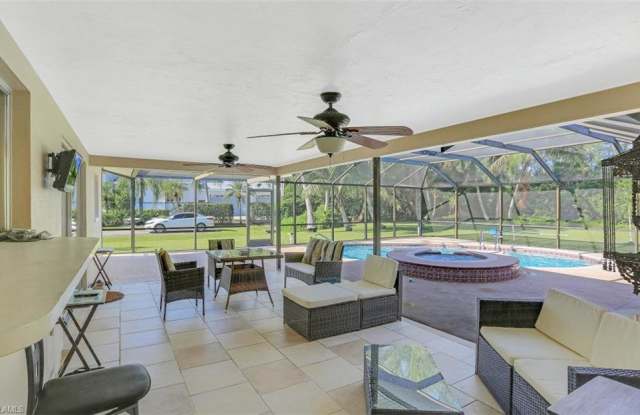 5970 SW 1st CT Gallery 4