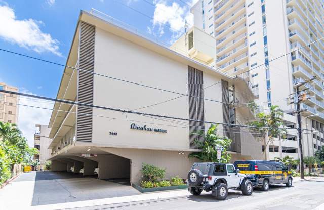 Available July 25! Convenient Location in Waikiki photos photos