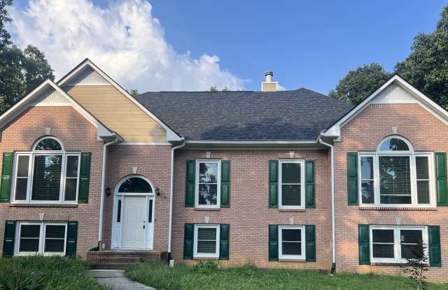 601 Southdale Cir Gallery 1