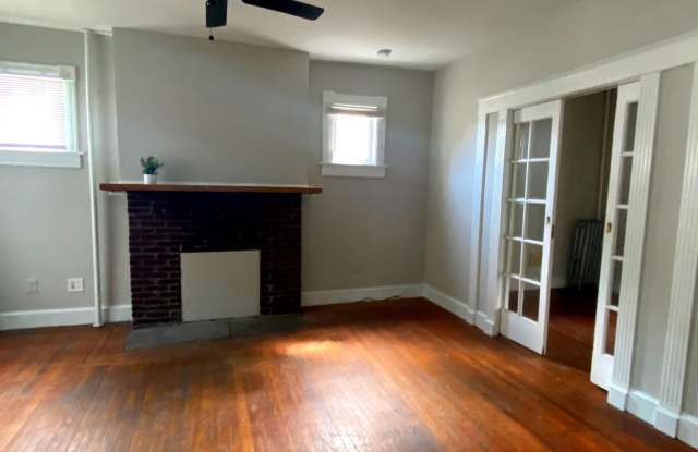 421 E LAKE Avenue Gallery 2