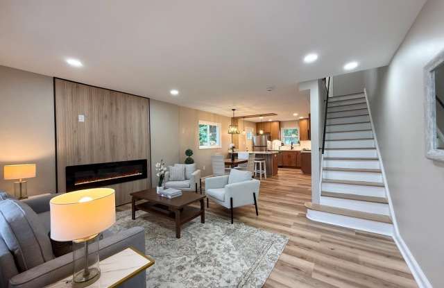5008 36TH Avenue Gallery 2
